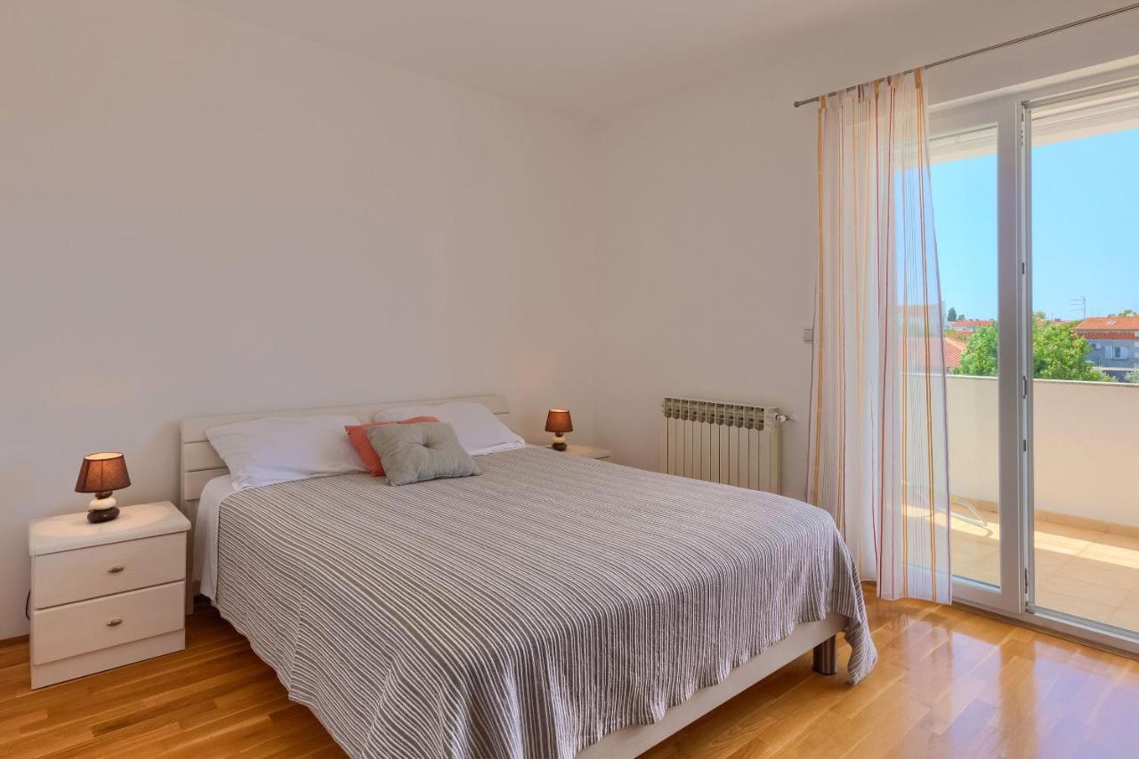 Apartments Boris Fažana エクステリア 写真