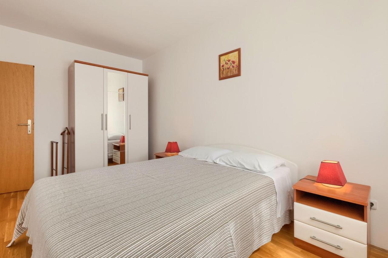 Apartments Boris Fažana エクステリア 写真